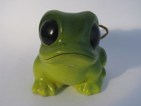 Retro 70s vintage big-eyed frog pottery flower pot, ceramic hanging planter