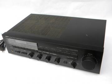 Retro 80s Yamaha Natural Sound stereo receiver R-7 Japan
