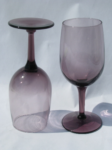 Retro amethyst purple wine glasses, 10 goblets Libbey stemware