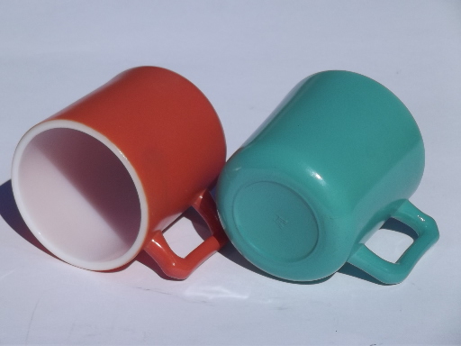 Retro colors kitchen glass coffee cups, vintage fired on color platonite