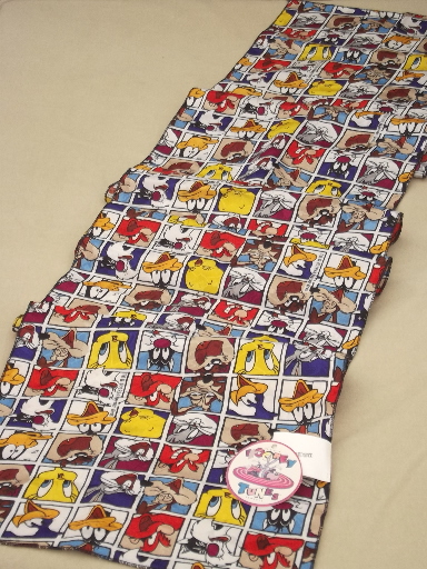 Retro Looney Tunes characters print silky scarf w/ original tag
