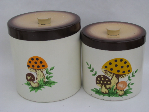 Retro melmac kitchen canisters, 70s vintage mushrooms print pattern