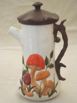 Retro mushrooms coffee pot, 70s vintage ceramic coffeepot mushroom pattern