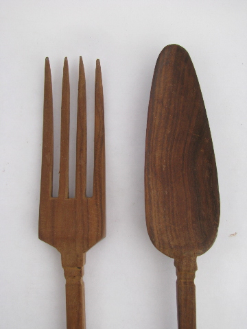 Retro tiki 60s mod vintage wood salad servers, carved mahogany fork & spoon