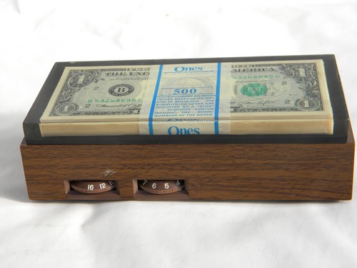 Retro US money novelty transistor radio, stack of dollar bills, 1970s vintage