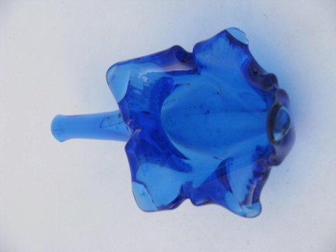Retro vase for single flower, vintage hand-blown glass horn or flower calyx shape