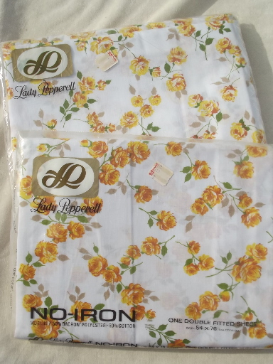 Retro vintage bedding lot, bed sheets & pillowcases in original packages