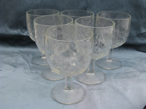 Retro vintage beer glasses or big water goblets, mod dots pattern glass