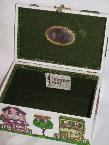 Retro vintage Glorybee box bag purse, Walt Disney Contemporary Woman label