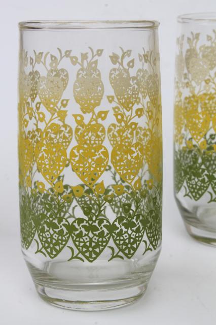 retro vintage hearts & flowers print drinking glasses, mid-century mod tumblers set
