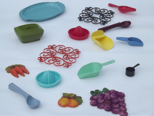 Retro vintage kitchenware lot, bright plastic kitchen utensils & wall art