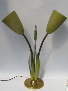 Retro vintage lime green fiberglass bullet shade gooseneck lamp, mod flower