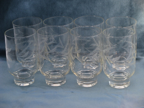 Scandinavian modern vintage etched glassware, 8 large glasses, mod shape