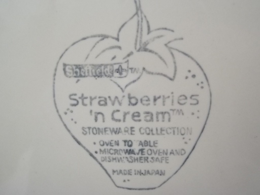 Strawberries n Cream  stoneware dinner plates,  Sheffield vintage Japan