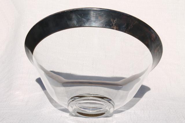 vintage Dorothy Thorpe wide silver band glass bowl- fruit bowl, punch bowl or salad bowl