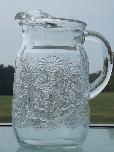 Vintage Anchor Hocking daisy daisies clear glass water / lemonade pitcher