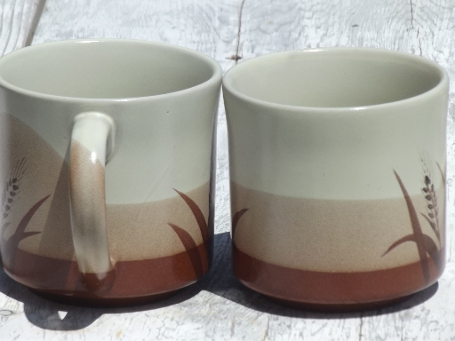 Vintage brown wheat stoneware coffee mugs, retro 70s 80s Japan?