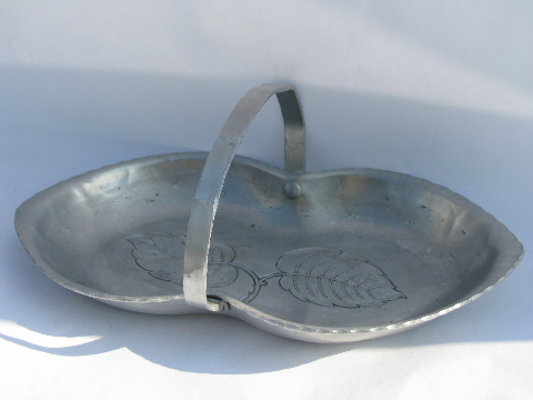 Vintage Farberware wrought aluminum basket or serving tray, leaf pattern