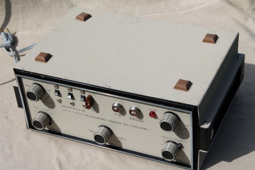 Vintage Heathkit IG-37 FM Stereo Generator, radio equipment signal generator