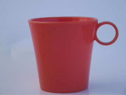 Vintage melmac coffee mugs, retro cups in pastel coral, aqua, green
