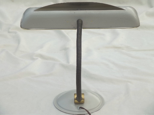 Vintage metal desk light w/ metal lampshade, mid-century modern gooseneck lamp