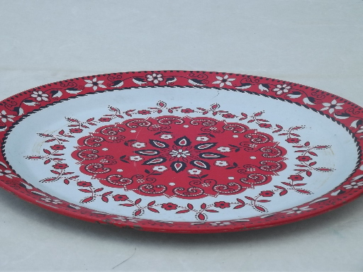 Vintage metal tray w/ retro red bandana print, big  barbeque picnic plate
