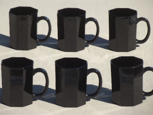 Vintage Octime Arcoroc ebony black glass mugs, set of 6 coffee cups