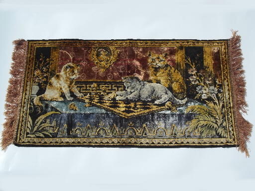 Vintage plush velvet kittens wall hanging tapestry rug, made in Italy?