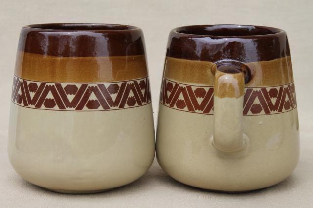 vintage pottery coffee mugs, 70s retro brown band tribal chevron pattern 