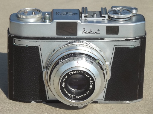 Vintage Realist 35mm camera, 1930s art deco camera w/ leather case