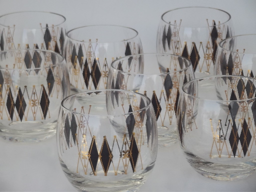 Vintage roly poly glasses in wire carrier rack, mod black diamond & gold