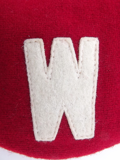 Vintage Wisconsin Badgers college football wool driving cap beanie hat