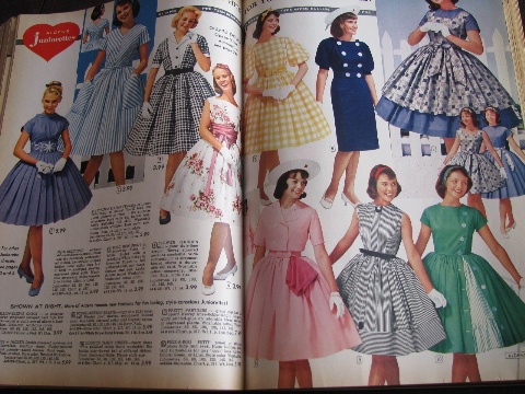 1961 Spring / Summer vintage Aldens big book catalog