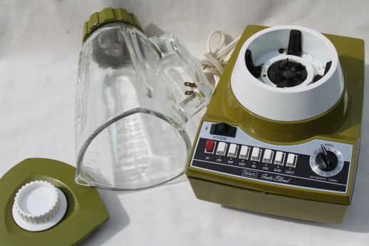1970s vintage Sears Insta-Blend 7 speed blender, retro avocado green kitchen blender