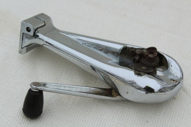 https://1stopretroshop.com/item-photos/40s-50s-vintage-chrome-CanOMat-swing-a-way-style-can-opener-wall-mount-1stopretroshop-nt12544-8.jpg