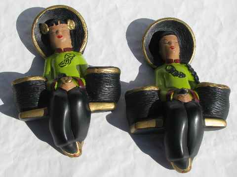 50s chalkware wall plaque wall pockets, pair of girls in chinese hats