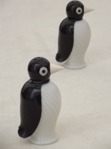 Penguin Salt & Pepper Shakers Vintage Glass Plastic