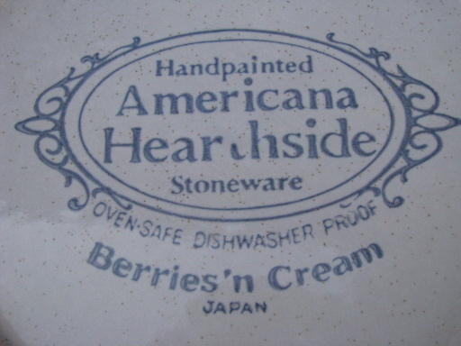 6 vintage Japan stoneware dinner plates, Hearthside Berries N Cream