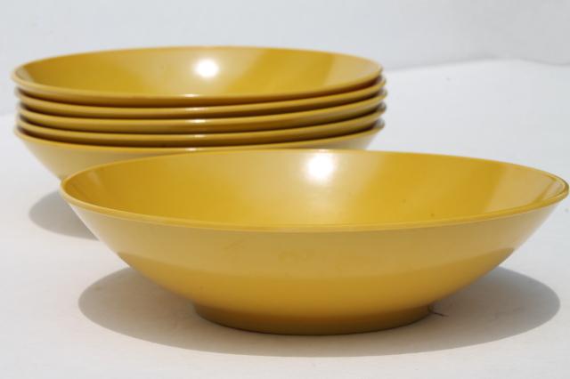 60s 70s vintage harvest yellow gold & white melmac, mod melamine plastic dishes set