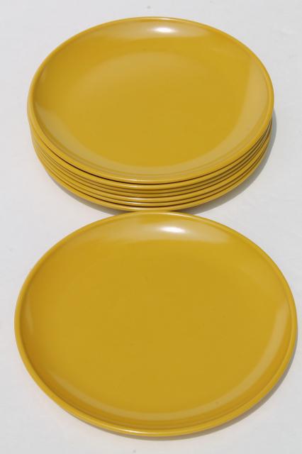 60s 70s vintage harvest yellow gold & white melmac, mod melamine plastic dishes set