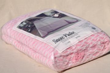 60s 70s vintage pink & white chenille bedspread mint in package, full double poly cotton spread