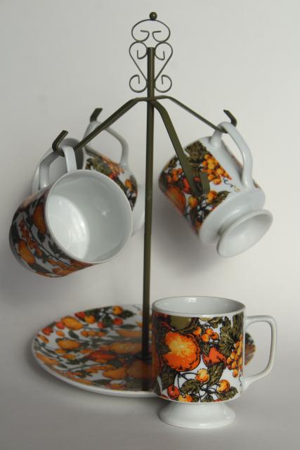 60s 70s vintage wire mug rack stand w/ retro fruit print coffee cups