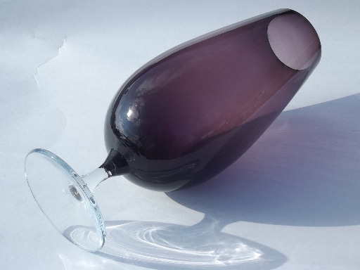 60s mod amethyst purple colored glass  goblet vase, vintage Italian glass