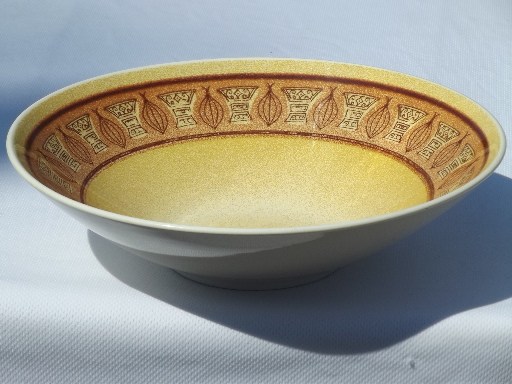 60s retro pottery salad vegetable bowl, gold w/ tribal pattern border