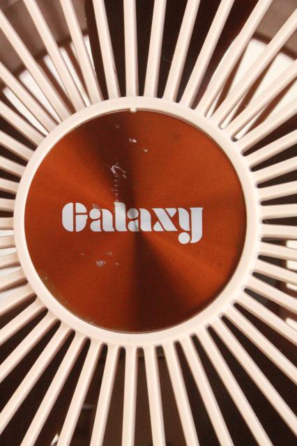 70s 80s vintage Galaxy electric desk or table fan, small mod plastic fan w/ amber blades
