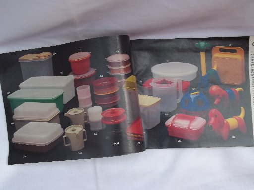 70s - 80s vintage Tupperware catalog, 48 pages, retro colors / styles