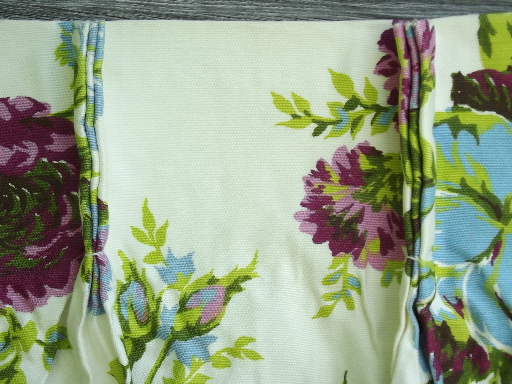 70s vintage floral print bedspread and curtains, retro blue and purple ...