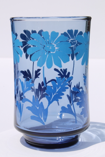 https://1stopretroshop.com/item-photos/70s-vintage-libbey-juice-glasses-set-of-6-retro-blue-fade-color-daisy-print-1stopretroshop-s72174-2.jpg