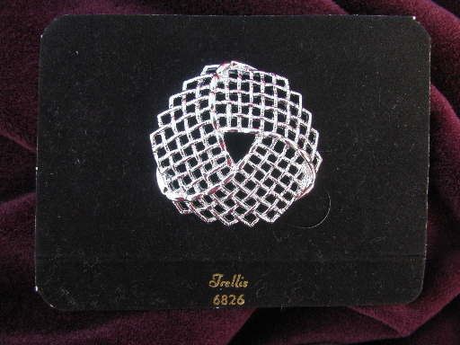 70s vintage Sarah Coventry pin, silver tone Trellis, large brooch