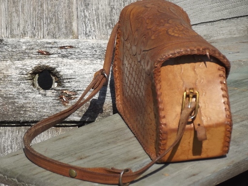 70s vintage tooled leather purse, retro hippie shoulder bag made in Mexico